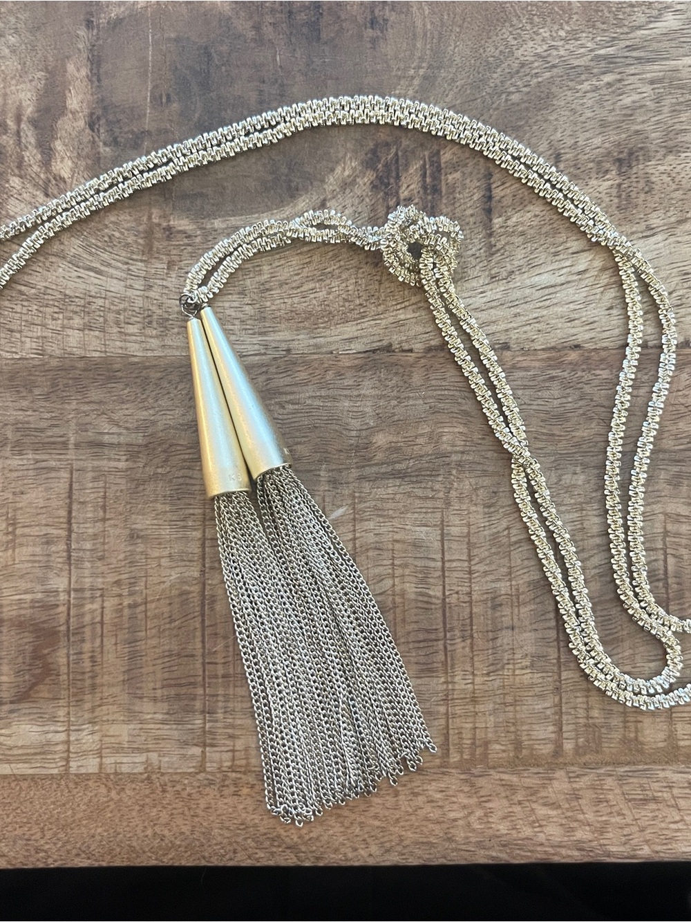 Kendra Scott lariat necklace